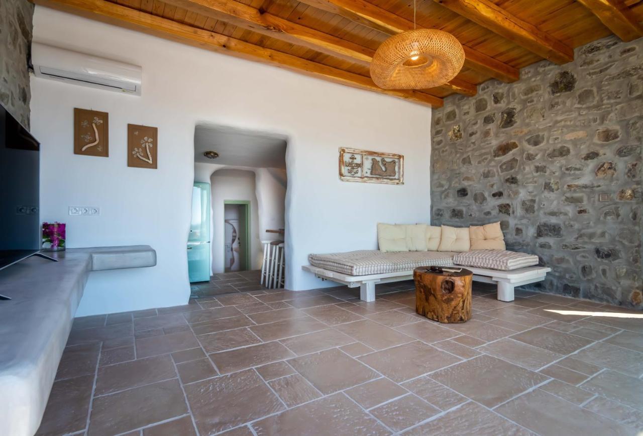 Petra Residence Mini Pool Spa Adamantas  Exteriér fotografie